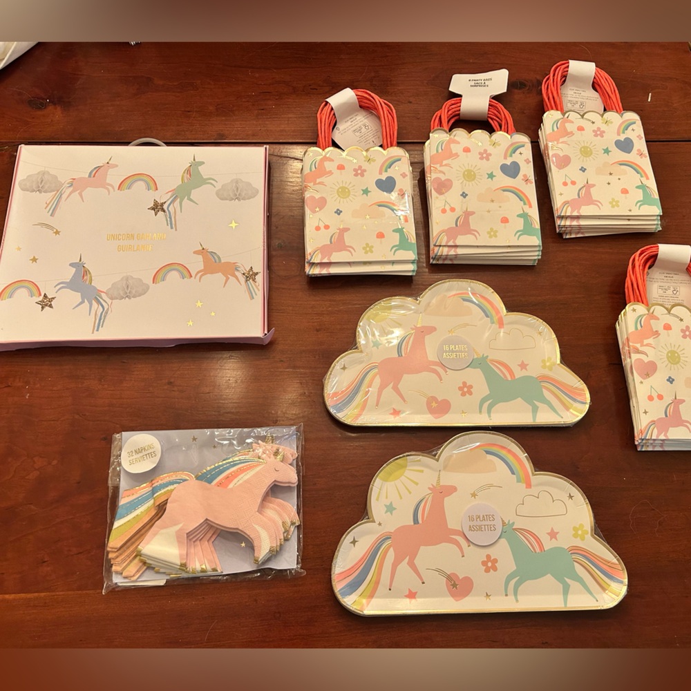 Unicorn and rainbows girls birthday set